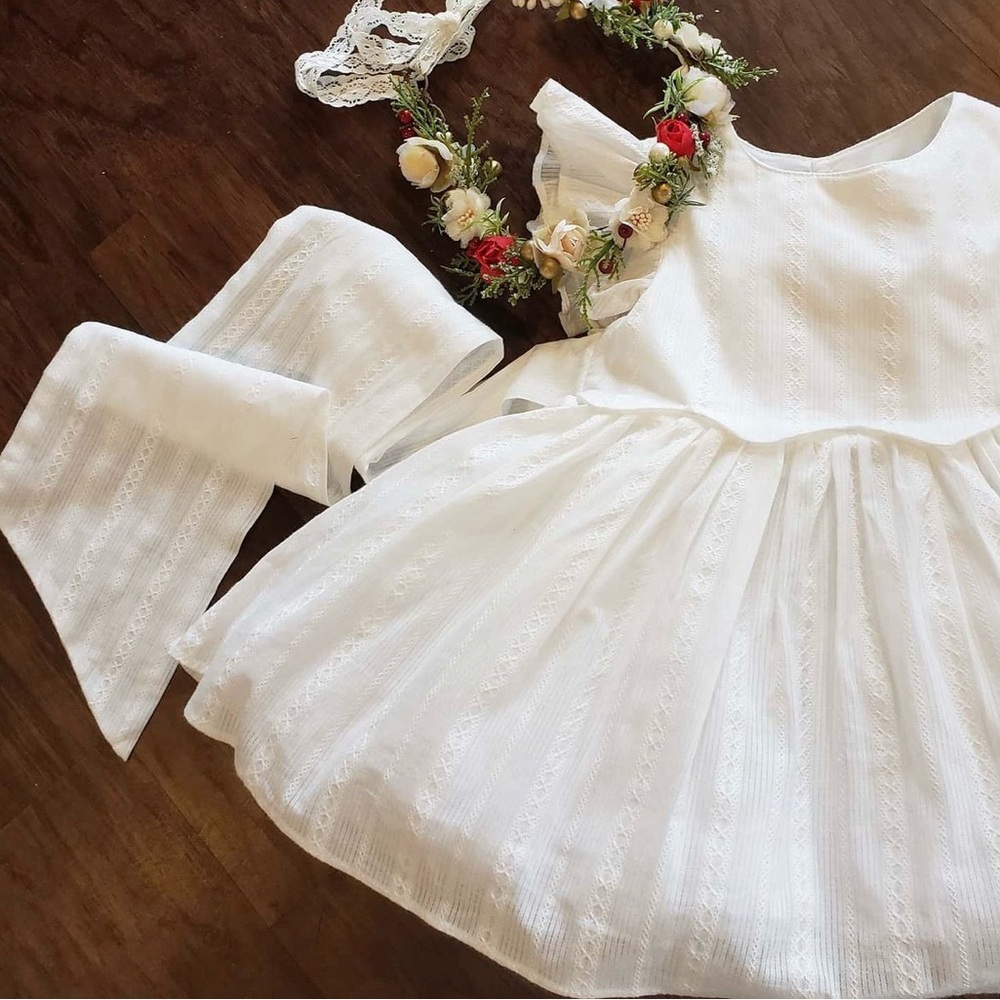 Size 6 The Paper Doll White Dimity Hairloom Dress
